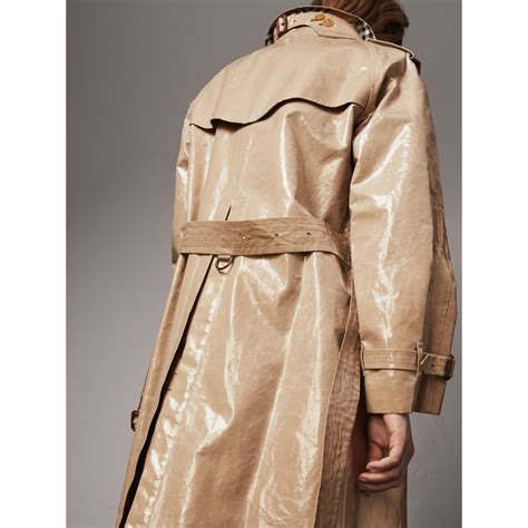 burberry raglan sleeve trench|The Burberry Trench Coat .